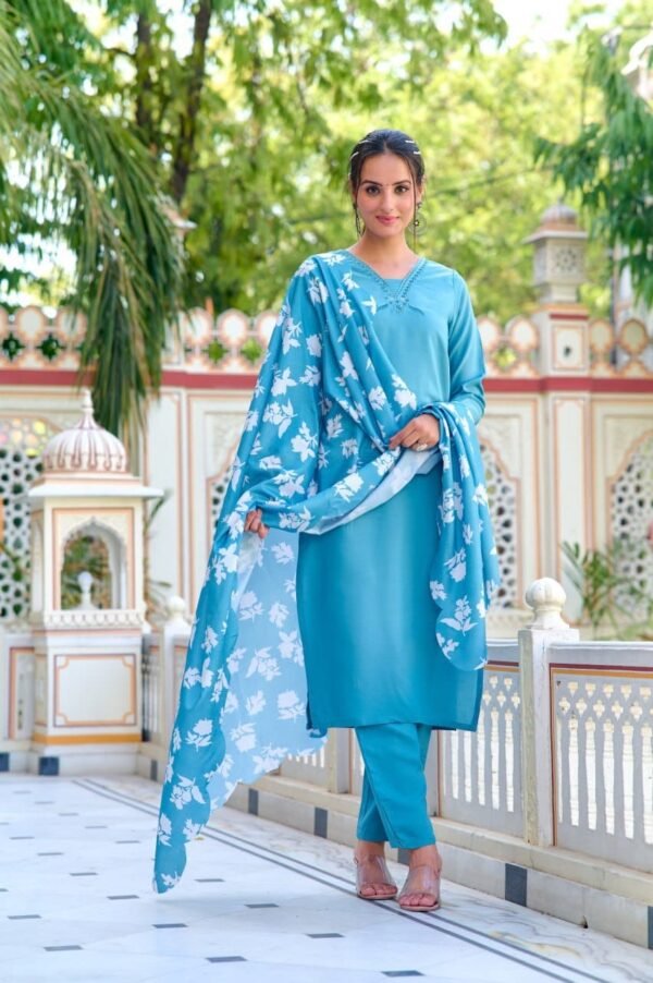 Elegant Heavy Embroidered Viscose Kurti Set With Silk Dupatta