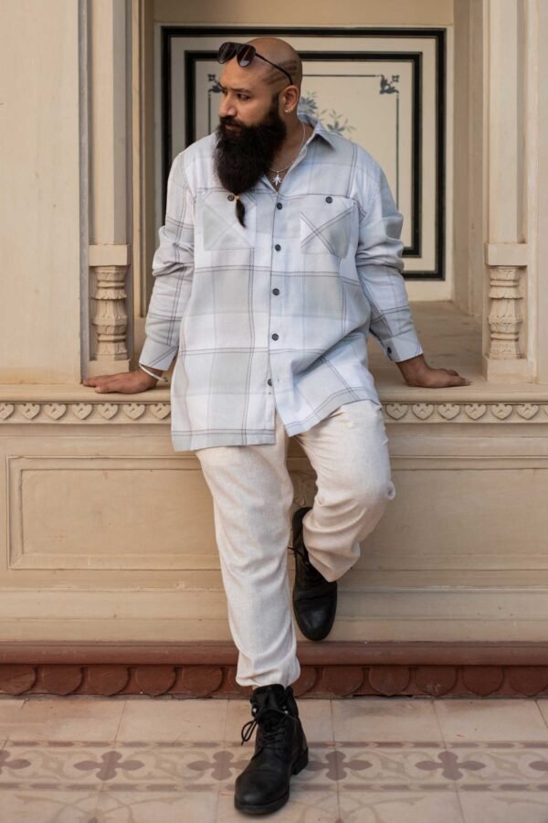 Frosttartan Checkmate- White and Grey Checkered Oversized Overshirt