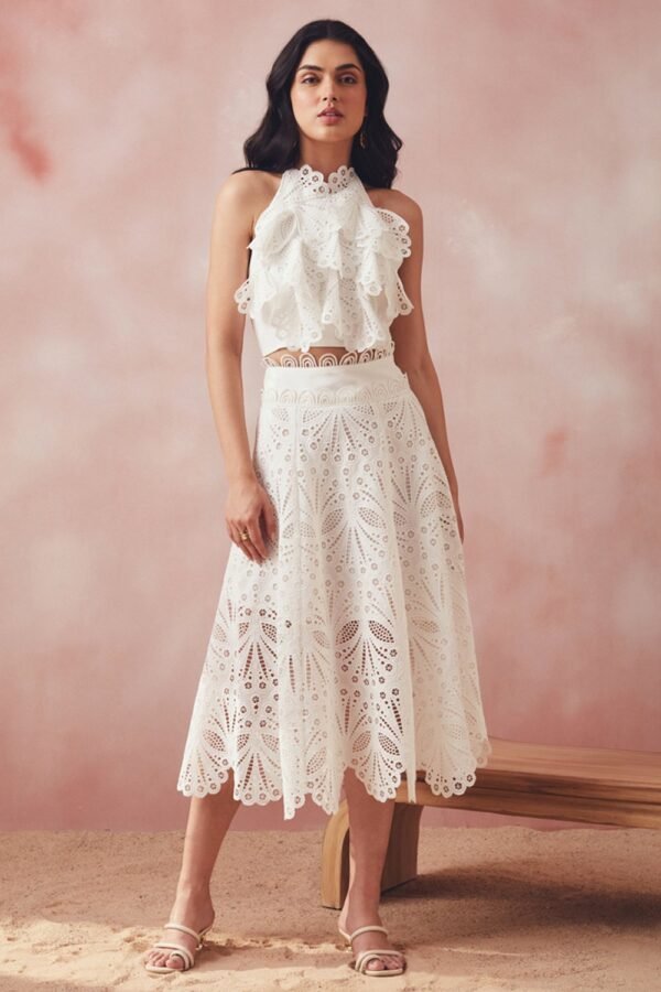 Scalloped Lace Set