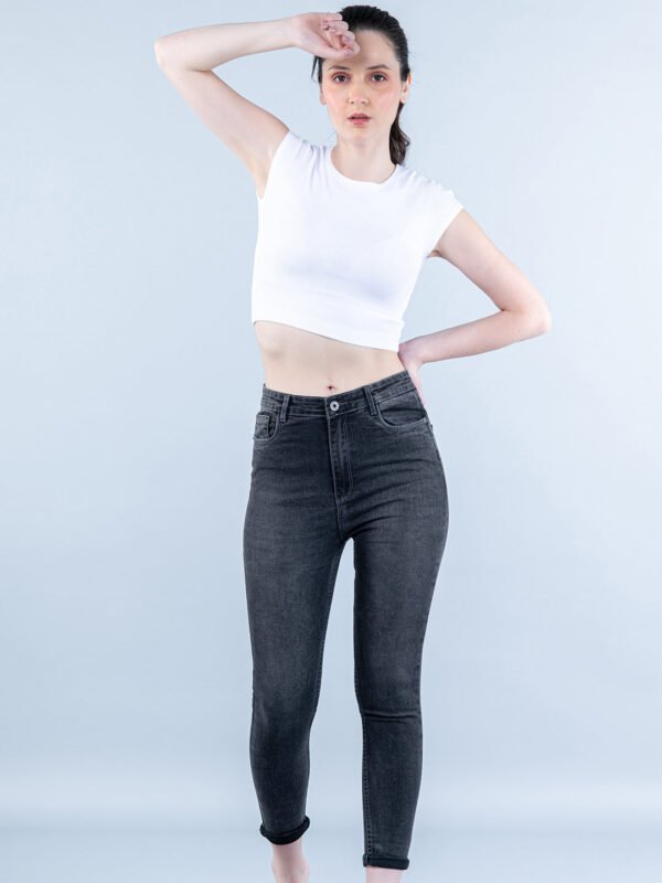 Carbon Black Skinny Fit Jeans For Women